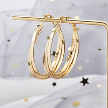 Load image into Gallery viewer, Big Circular Gold Hoop Earrings