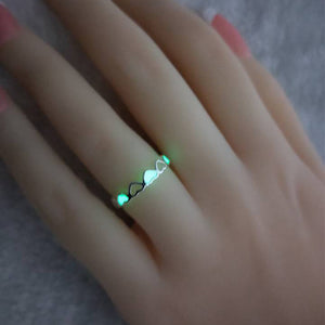 Adjustable Heart Shape Glow In The Dark Ring