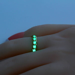 Adjustable Heart Shape Glow In The Dark Ring