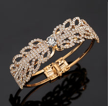 Load image into Gallery viewer, Women&#39;s Retro Crystal Bracelet