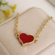 Load image into Gallery viewer, Women&#39;s Heart Charm Bracelet