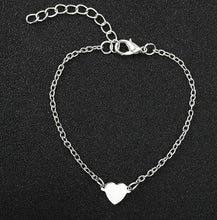 Load image into Gallery viewer, Women&#39;s Heart Charm Bracelet