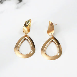 Vintage Oval Drop Earrings