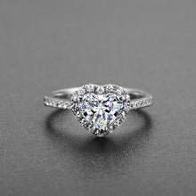 Load image into Gallery viewer, Women&#39;s Trendy Crystal Engagement Ring